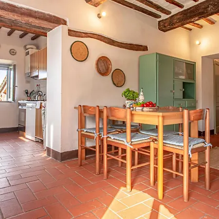 Pet Friendly In With Kitchen Lägenhet Paciano